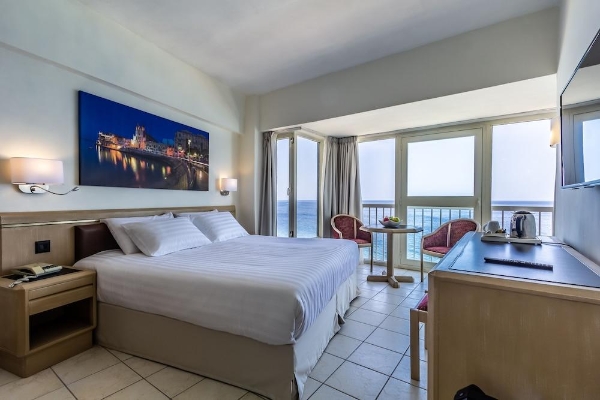 Diplomat Hotel (Sliema)